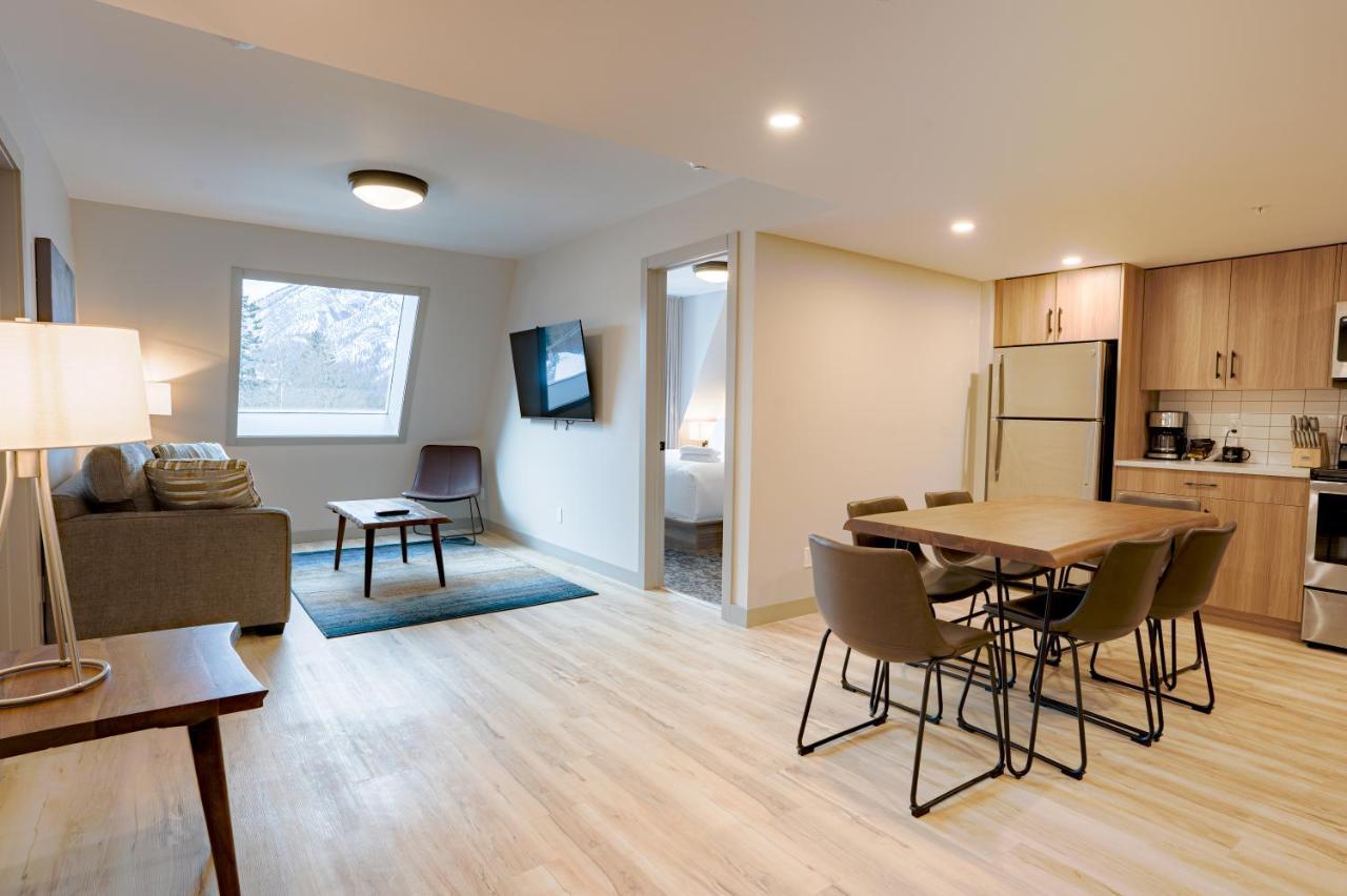 Basecamp Suites Banff Kültér fotó