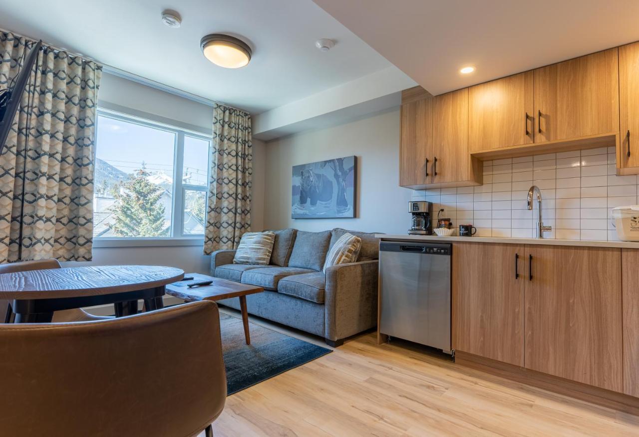Basecamp Suites Banff Kültér fotó